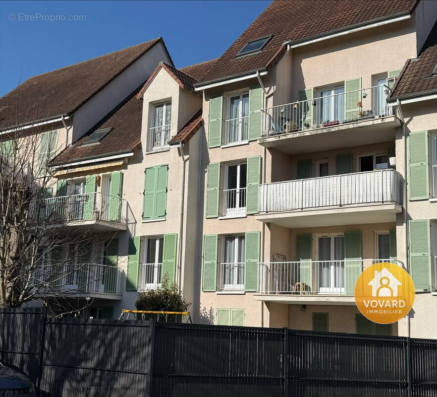 Appartement à GROSLAY