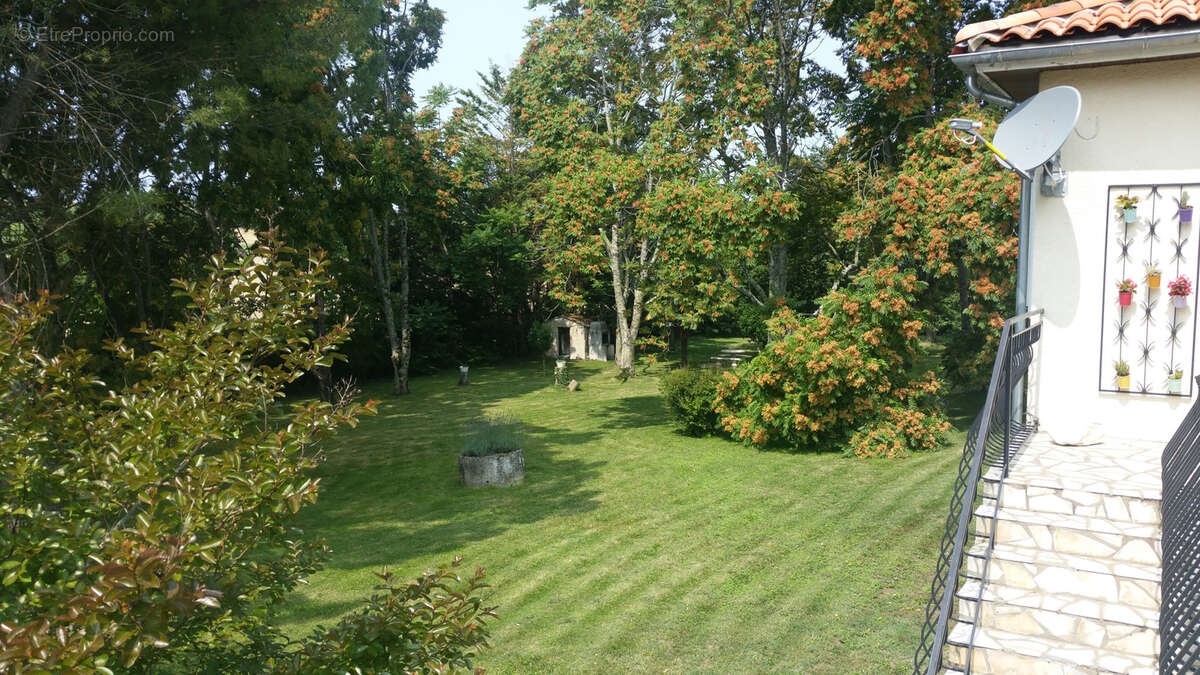 Maison à SAINT-FORT-SUR-GIRONDE