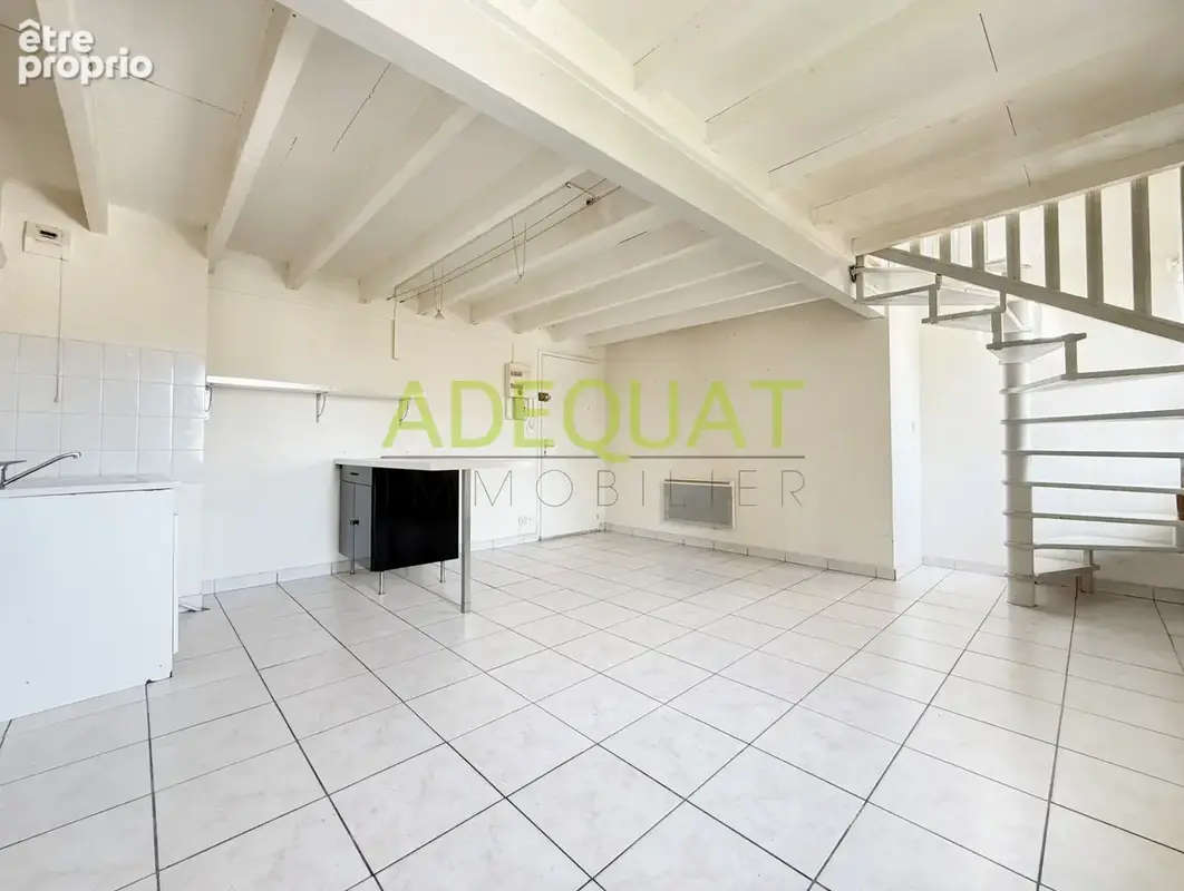 Bourgoin jallieu 'hyper centre ville' appartement de type 2 en duplex… - photo 4
