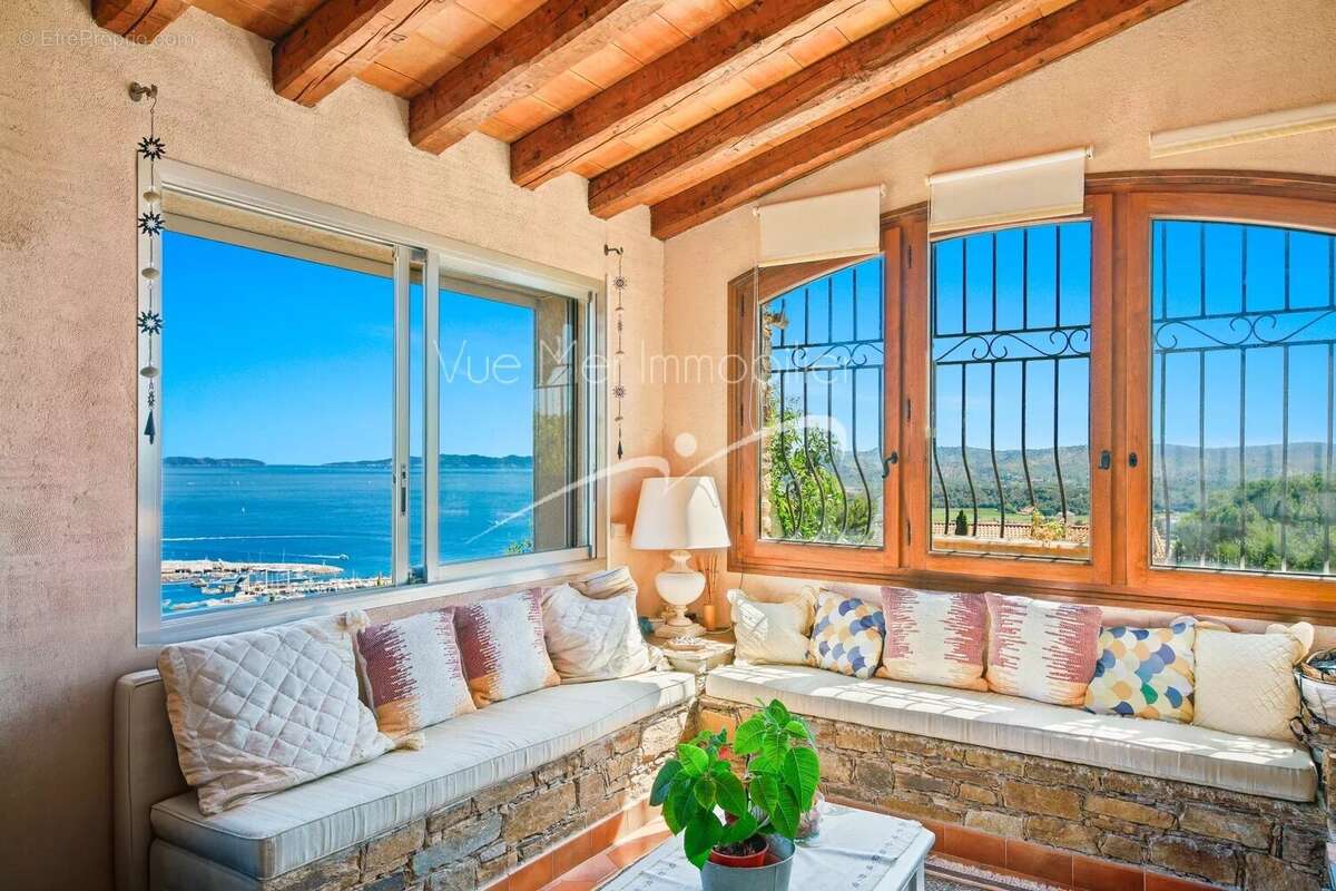 Maison à LE LAVANDOU