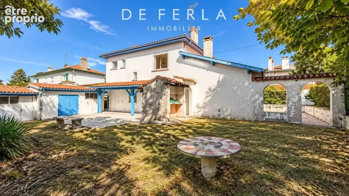 Anglet - Quartier Cantau - Maison à rénover avec jardin, garage et 3 chambres - photo 3