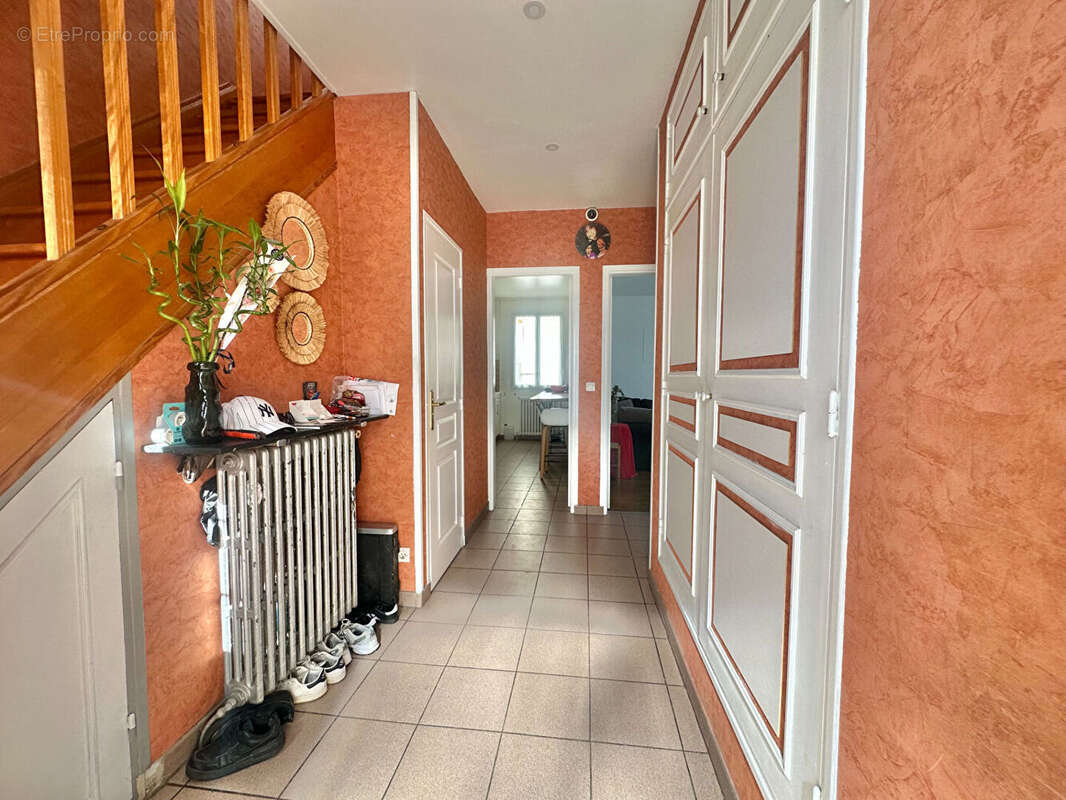 Maison à SARTROUVILLE