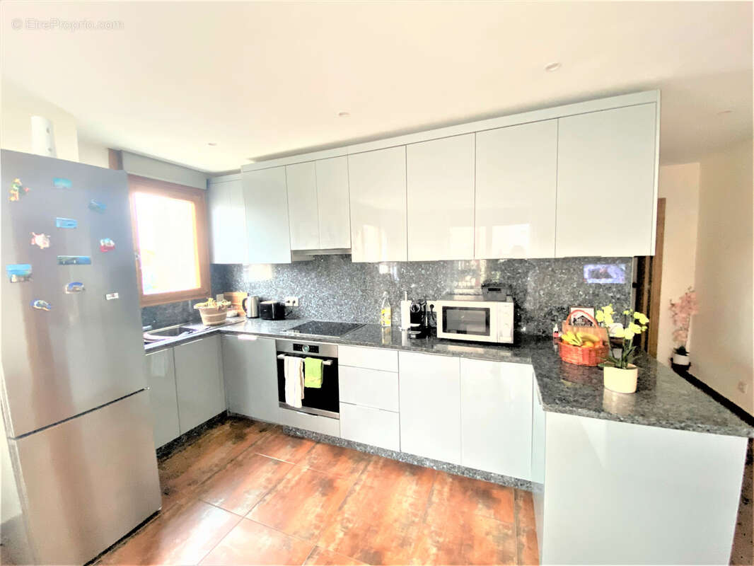 Appartement à EPINAY-SUR-SEINE