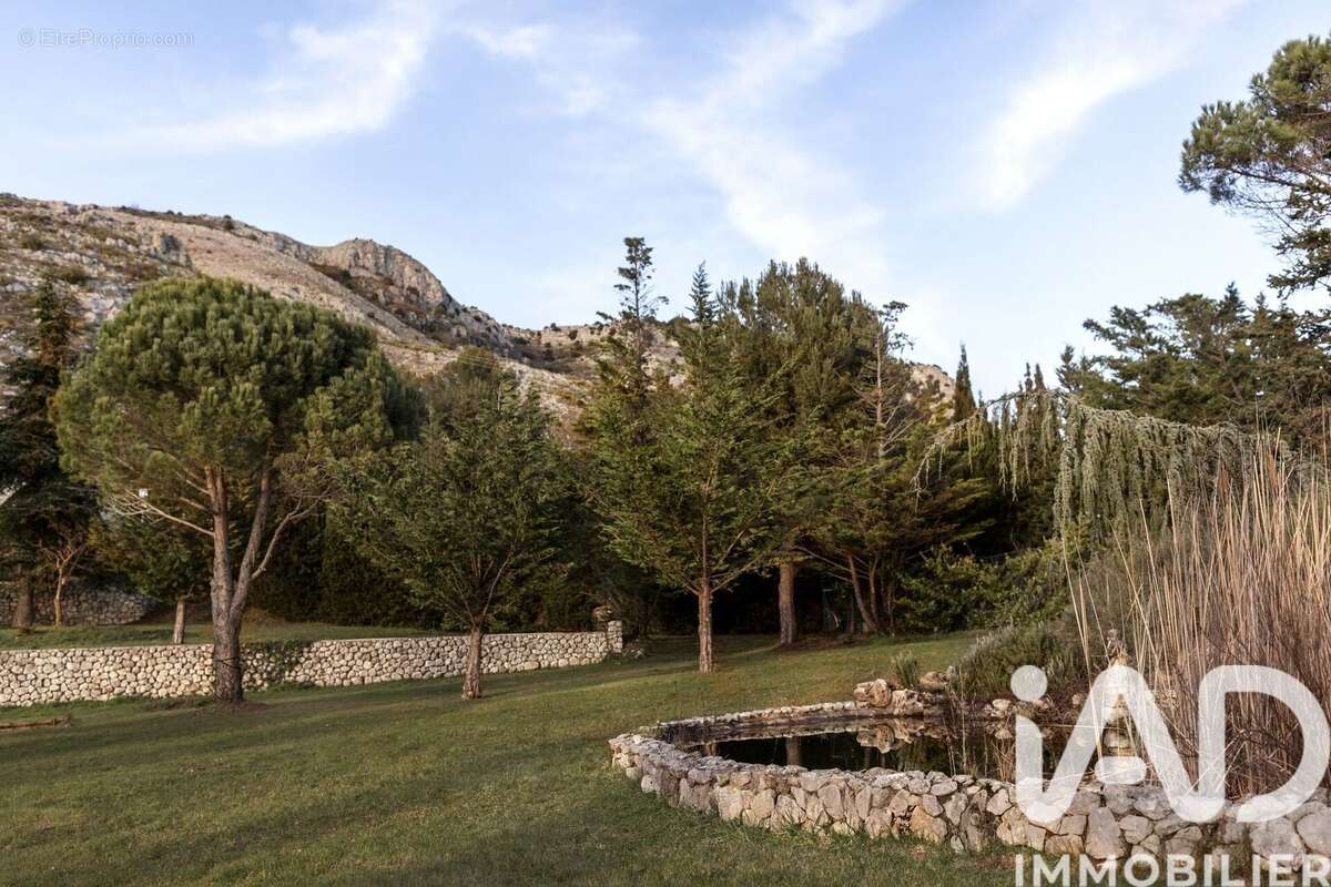 Maison 186 m² à Gourdon  - photo 5
