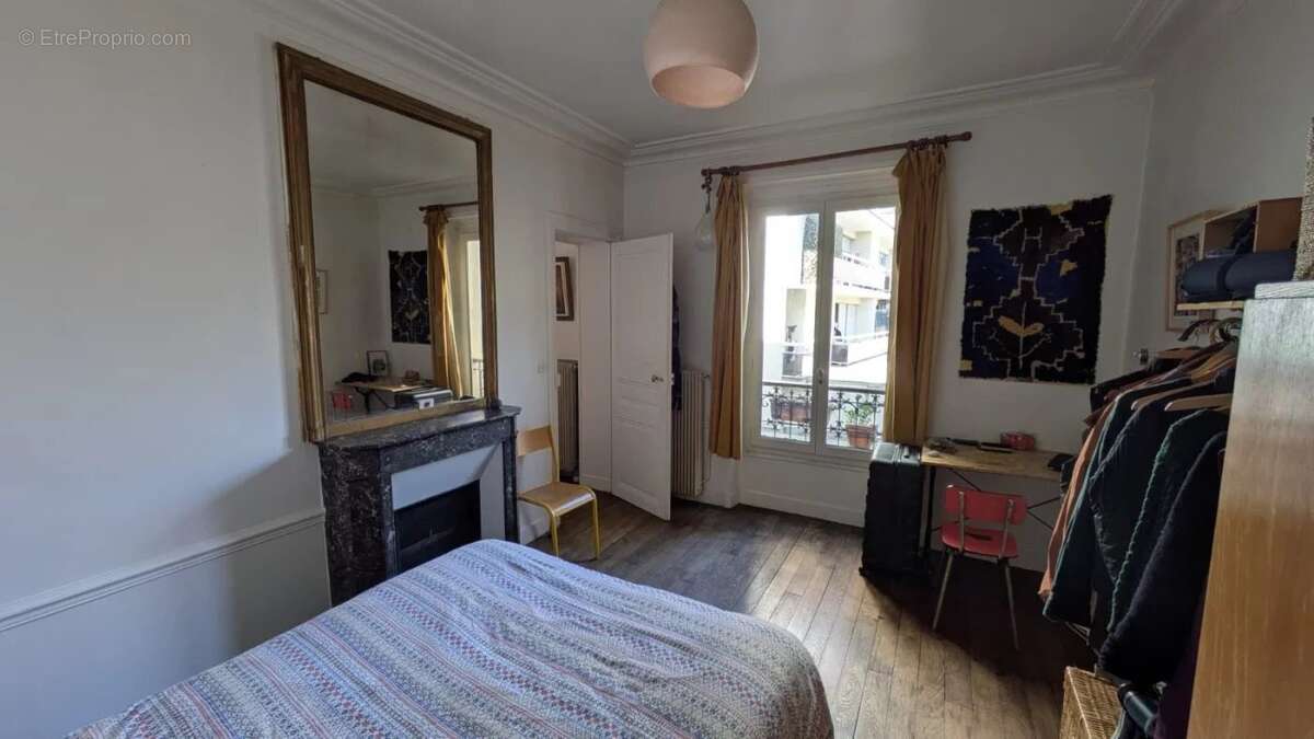 Appartement à PARIS-18E