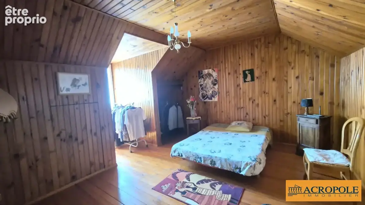 Maison 6 pièces 166 m² à vendre à Vierzon (18100) - photo 9