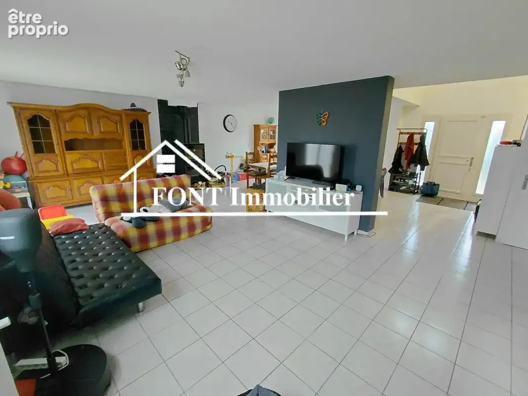 Saint-chamond, belle et spacieuse villa 6 chambres - photo 1