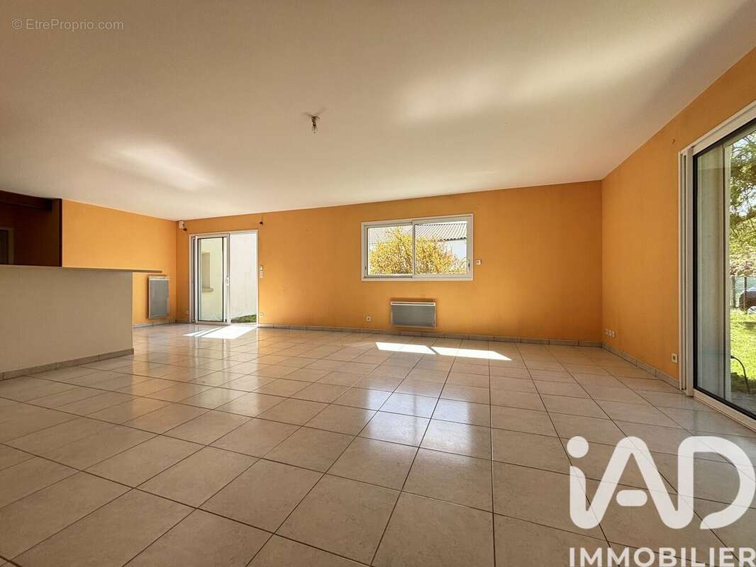 Photo 6 - Maison à MEDIS