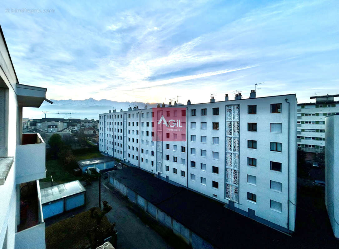 GRENOBLE - 21 Chemin Villebois, T4 de 68m2 au dernier étage - photo 5