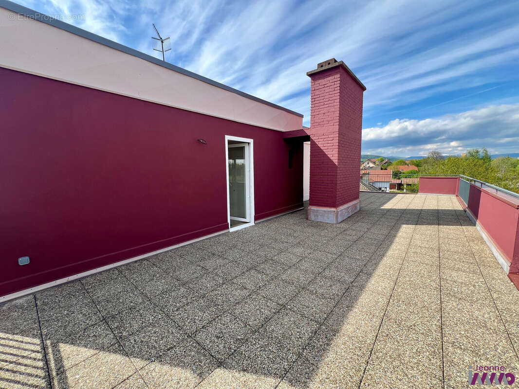 Appartement à BAVILLIERS