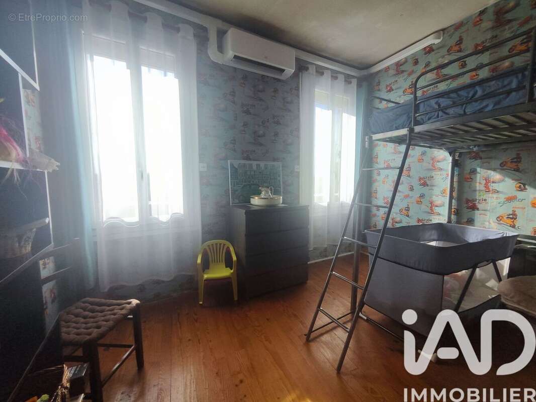 Maison 104 m² à La Riviere  - photo 4