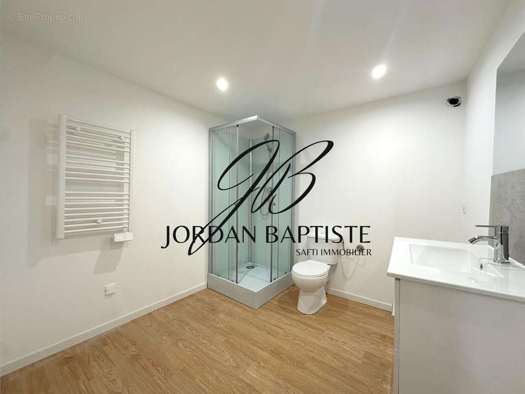 Maison 120 m² à Bourret  - photo 6