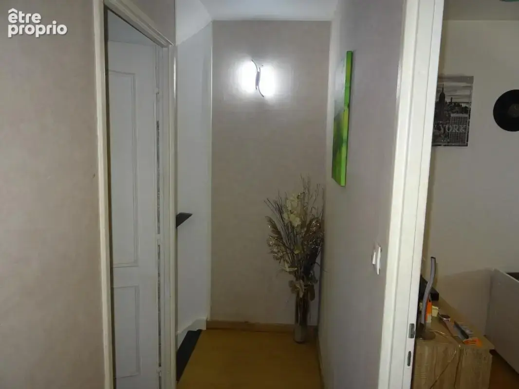 Limoges nord belle maison mitoyenne des deux cotes sans travaux 3/4 chambres cuisine equipee plus une veranda - photo 18