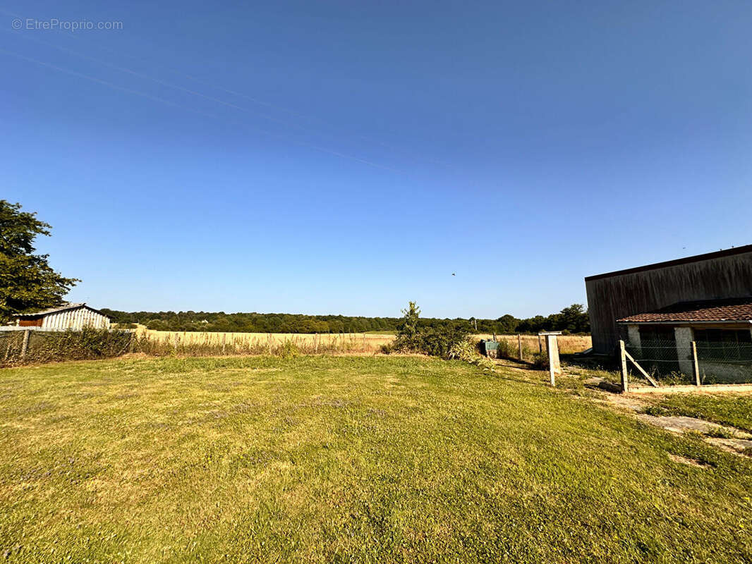 Maison familiale rénovée de 129,20 m² avec 4 chambres, dépendance et terrain de 1 553 m² ? Menetou-Salon - photo 15