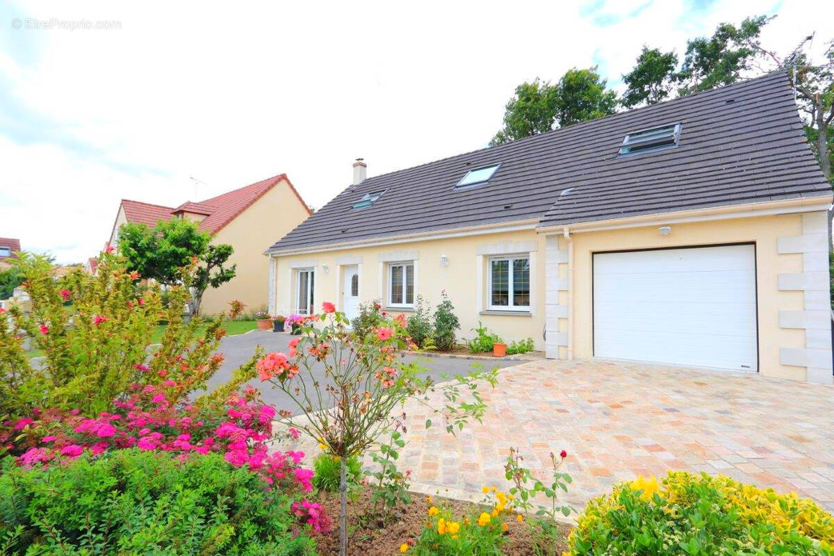 Maison à CHATEAUDUN