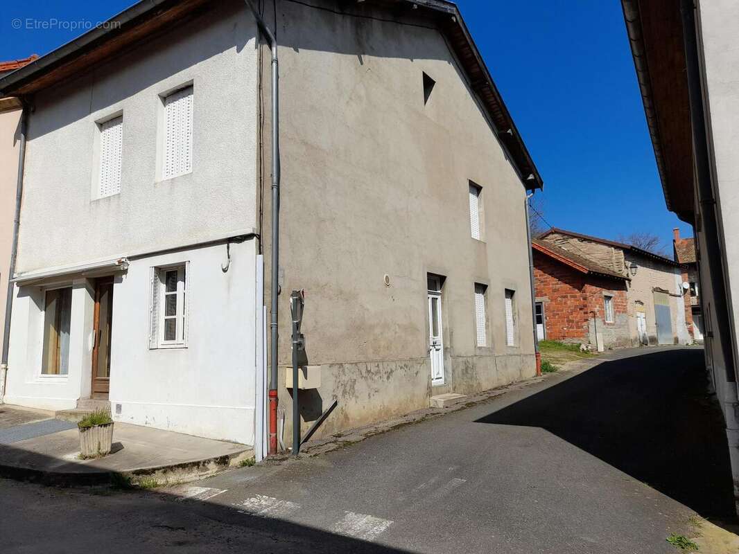 Photo 3 - Maison à CHENAY-LE-CHATEL