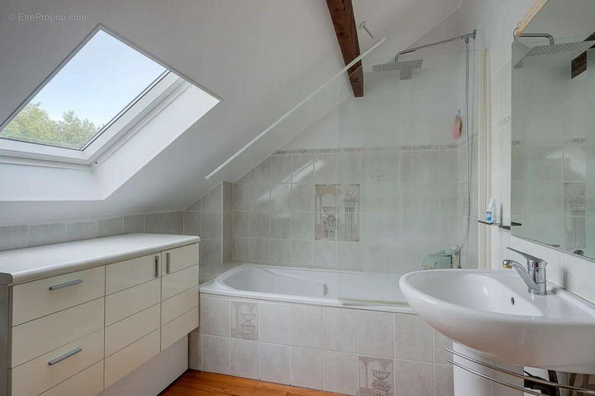 Appartement à BOIS-D'ARCY