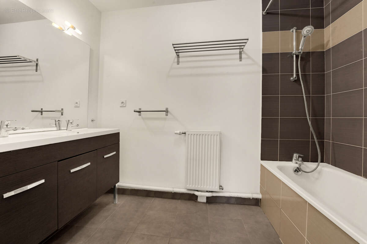 En exclusivité ! Appartement T3 de 61 m2 au 3ᵉ étage   Secteur Casselardit. - photo 12