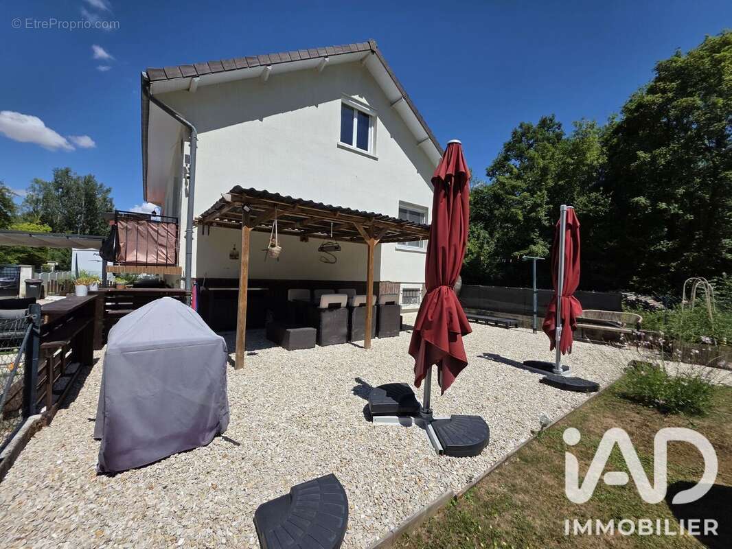 Maison 120 m² à Villechetif  - photo 2
