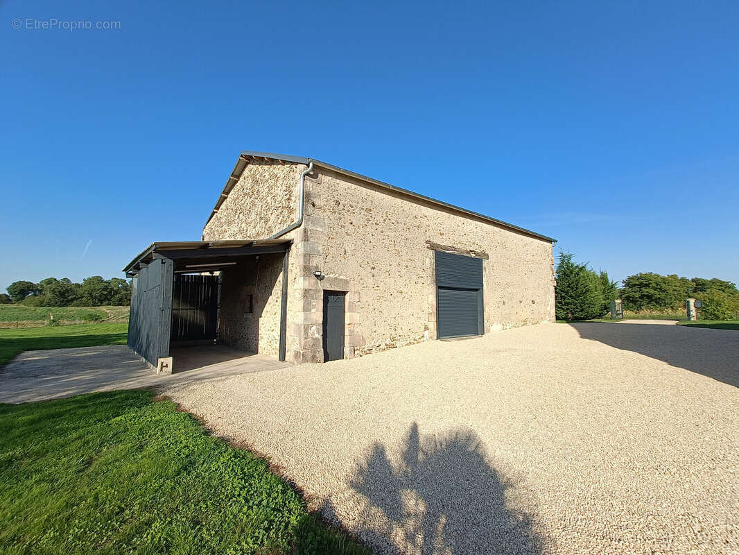 Maison à PAIZAY-LE-SEC