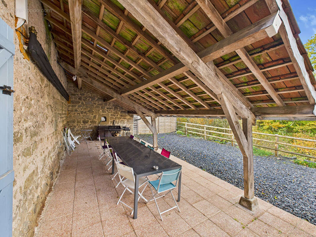 Maison à CHARENSAT