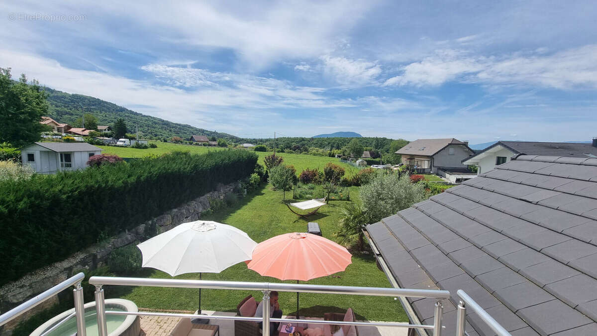 Maison à SAINT-CERGUES