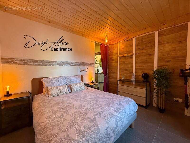 Appartement à LARAGNE-MONTEGLIN