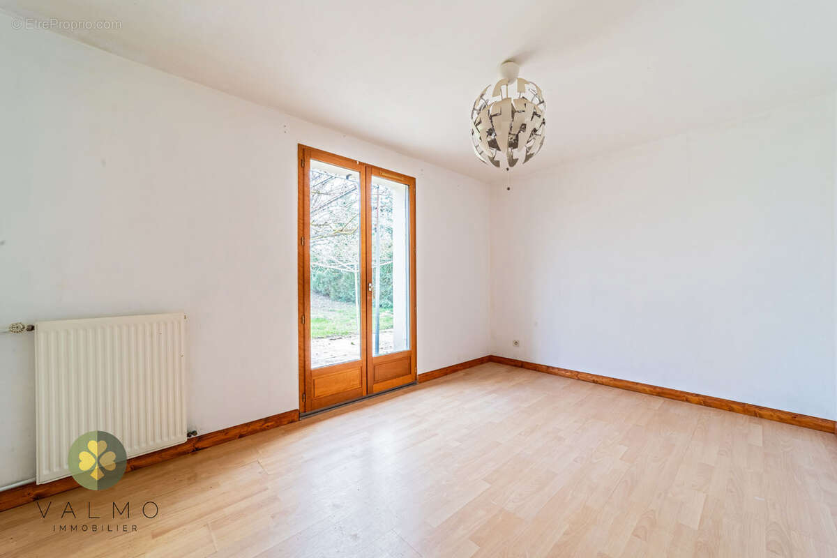 Maison à TACOIGNIERES