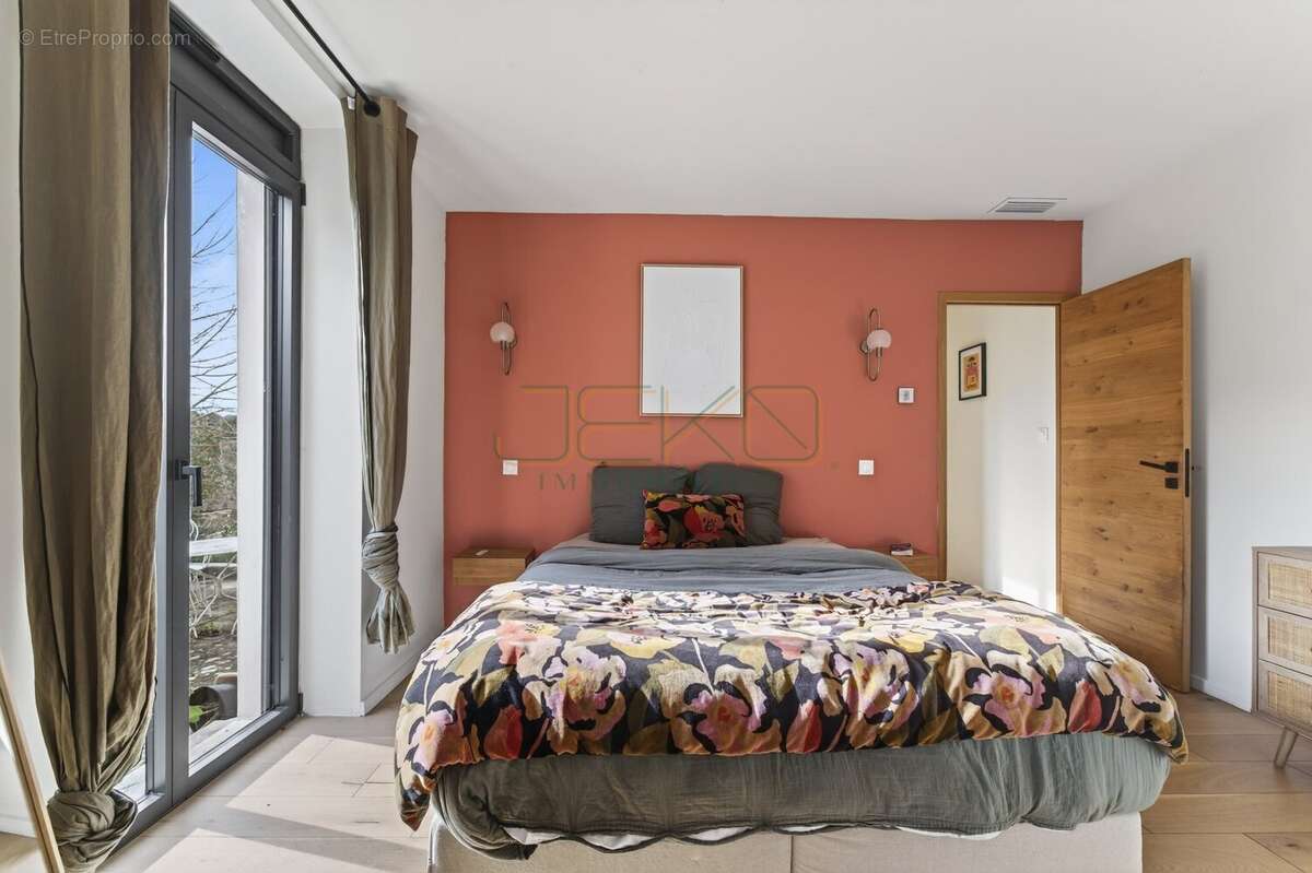 Maison à NIMES