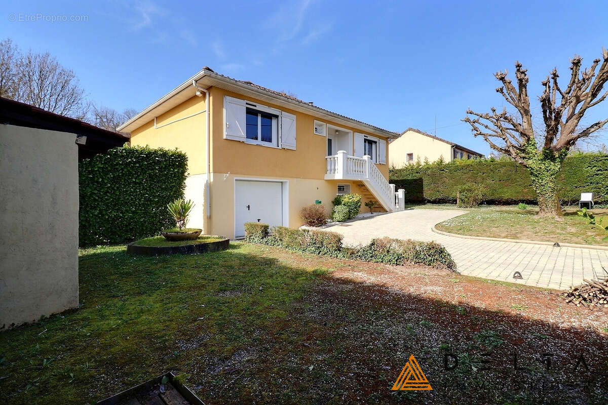 Maison à DAGNEUX