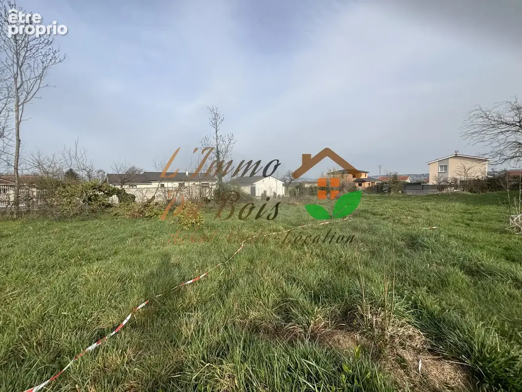Terrain constructible de 500 m2   Assieu - photo 3