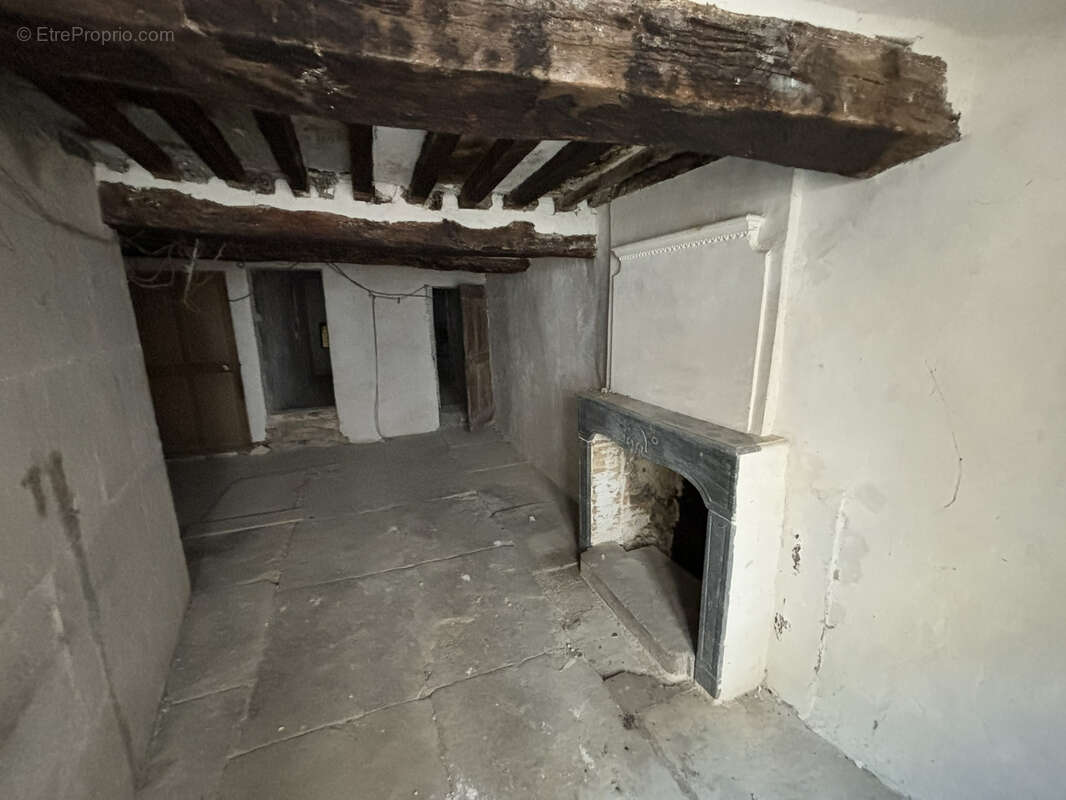 Maison à VALREAS
