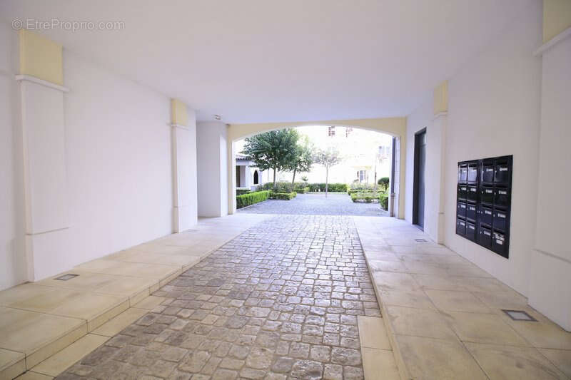 Commerce à BORDEAUX