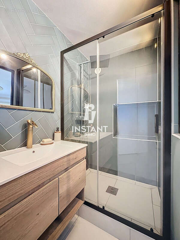 Appartement à VILLENEUVE-LE-ROI