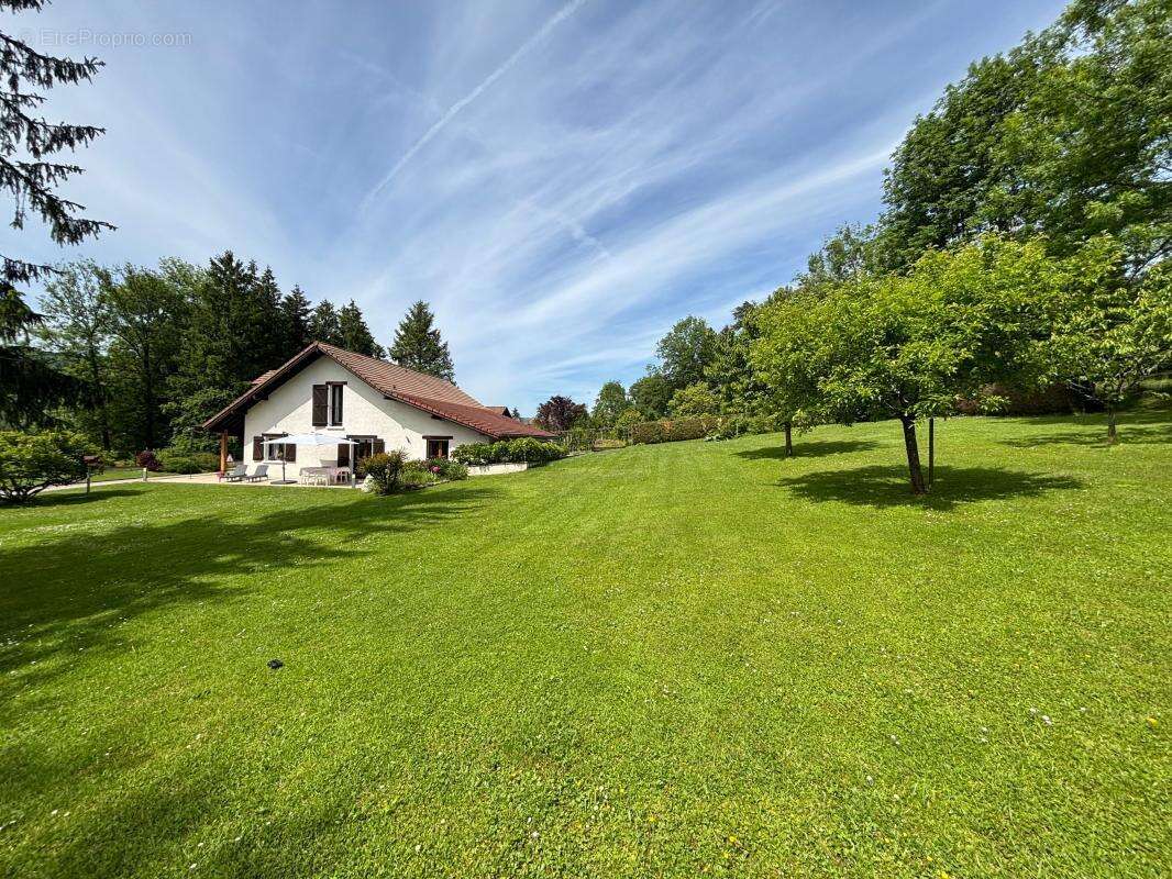 Maison à SAINT-JOSEPH-DE-RIVIERE