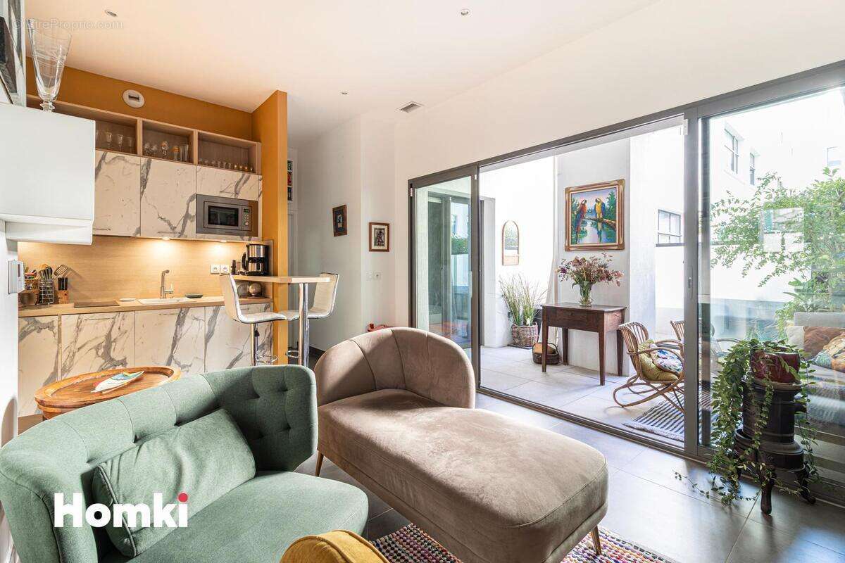 Appartement à MARSEILLE-2E