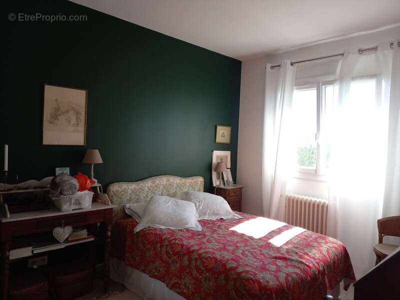 Jolie maison rénovée de 2/3 chambres avec studio indépendant sur un beau terrain arboré de 3600m2 sans vis à vis - photo 4