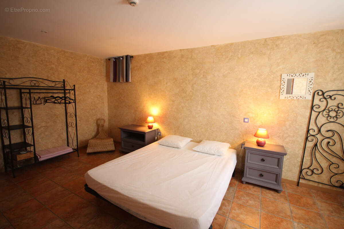 Ensemble immobilier - photo 10