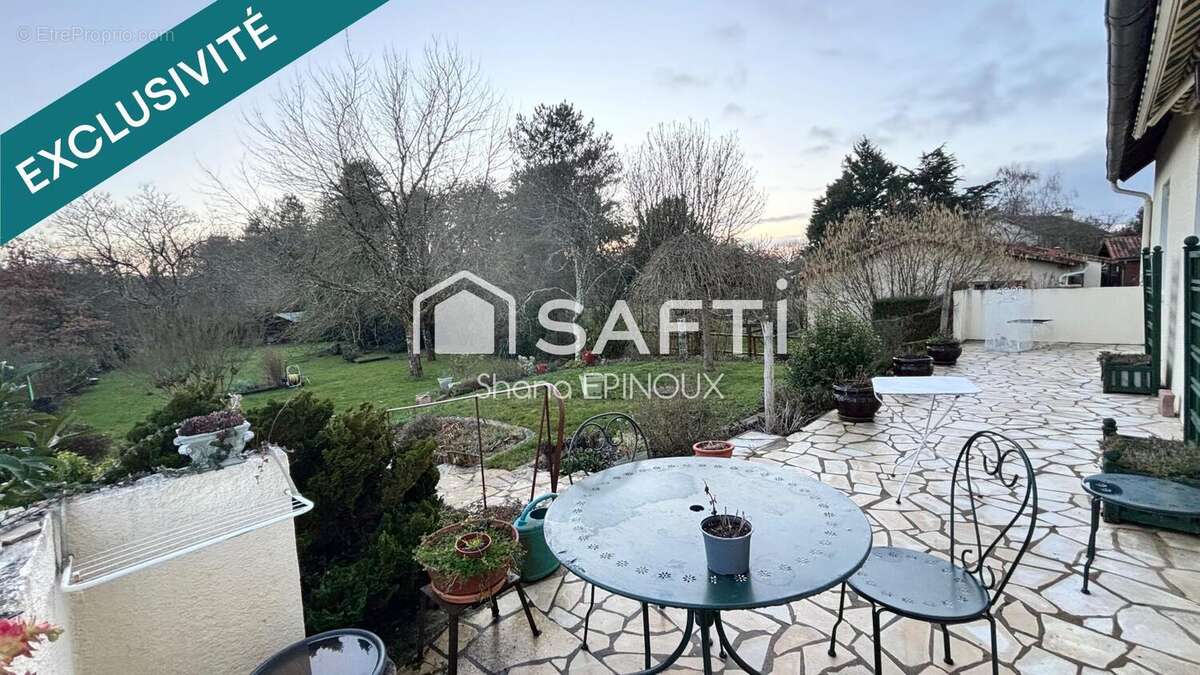 Photo 5 - Maison à FONTAINE-LE-COMTE