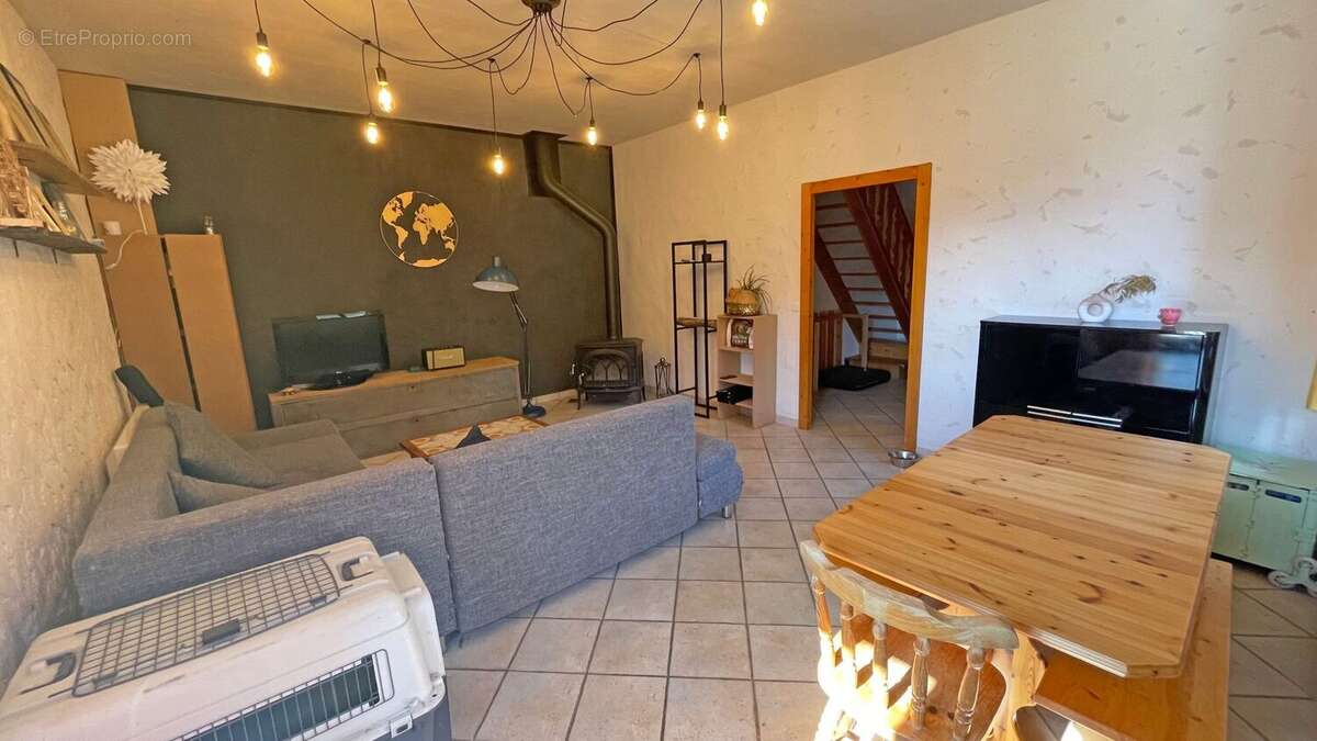 Maison à TANINGES