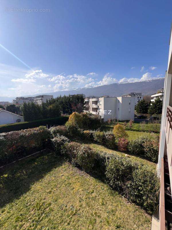 Appartement à SAINT-GENIS-POUILLY