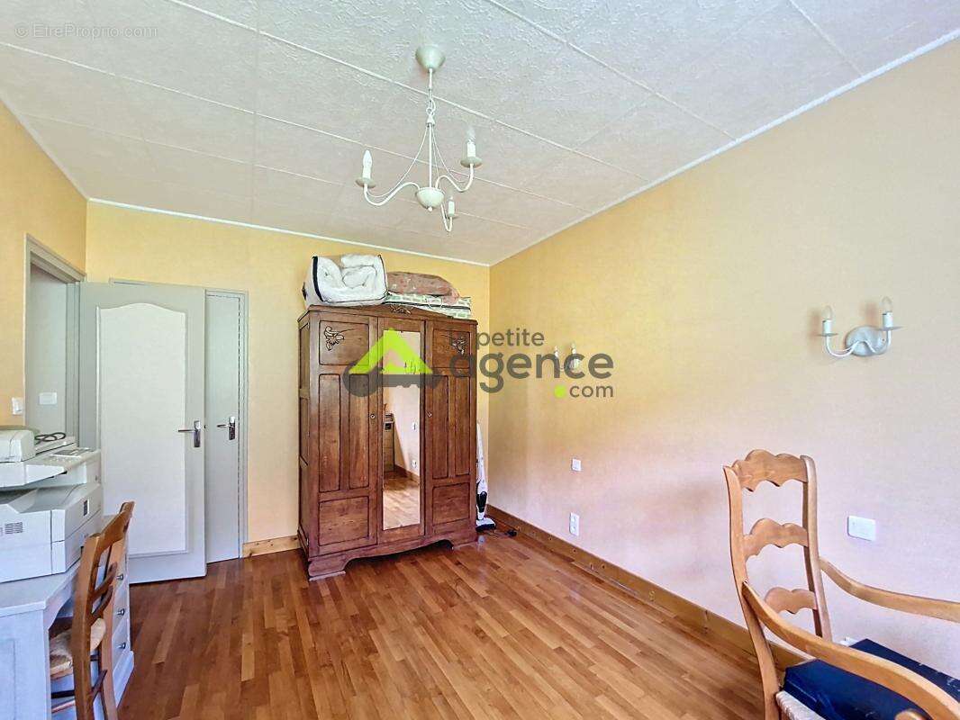 Maison à BOURGANEUF