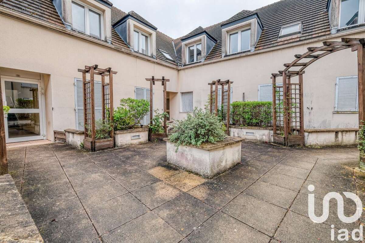 Photo 2 - Appartement à DAMMARTIN-EN-GOELE