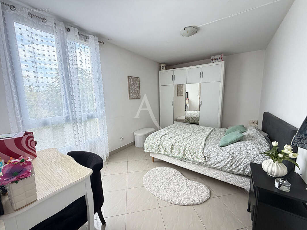 Appartement à LIVRY-GARGAN