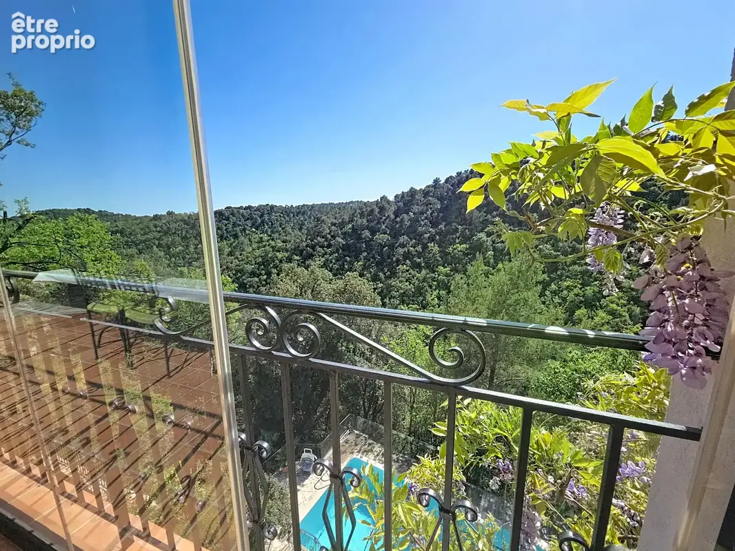 Vence - proche  centre ville - villa 8 pieces - photo 2