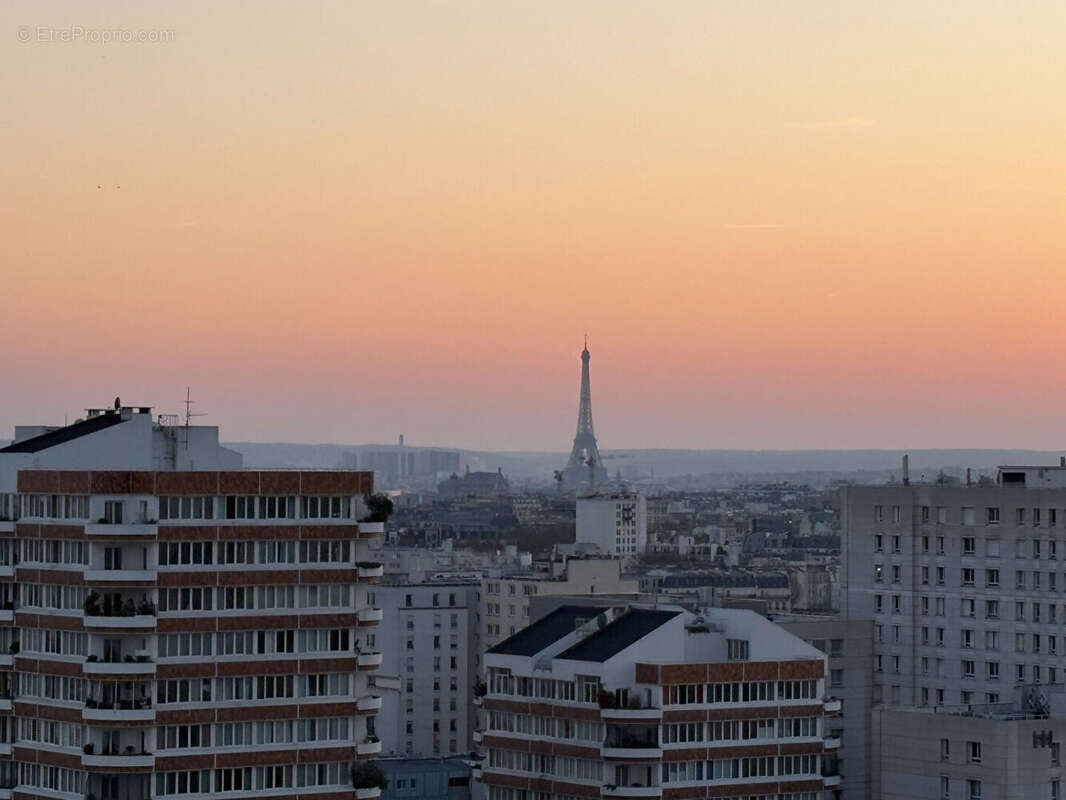 Appartement à PARIS-19E