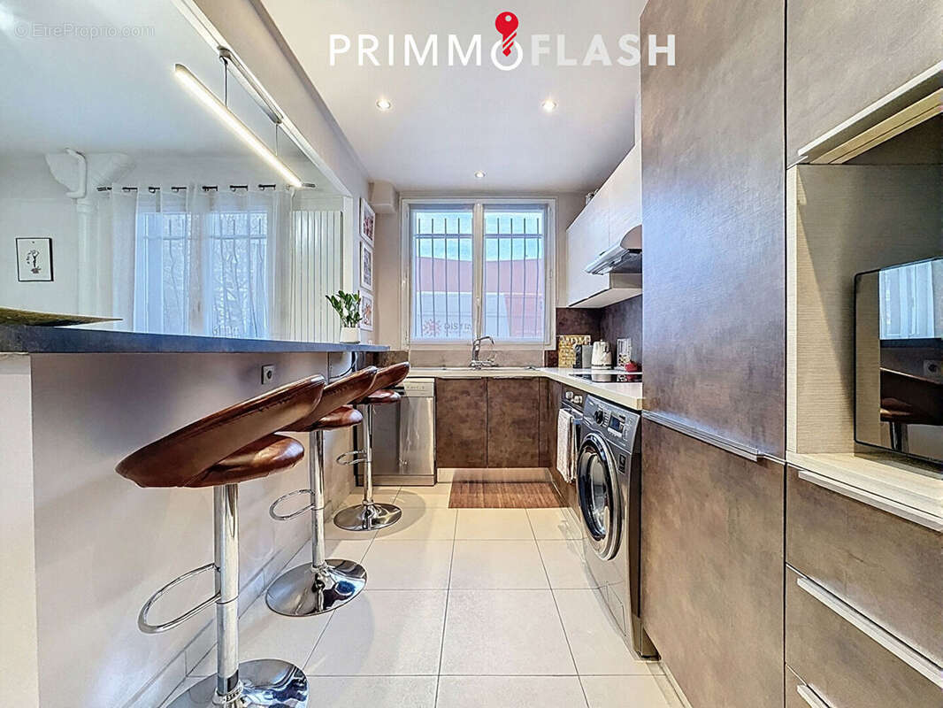 Appartement à AUBERVILLIERS