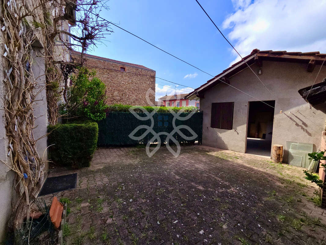 Maison à PAULHAGUET