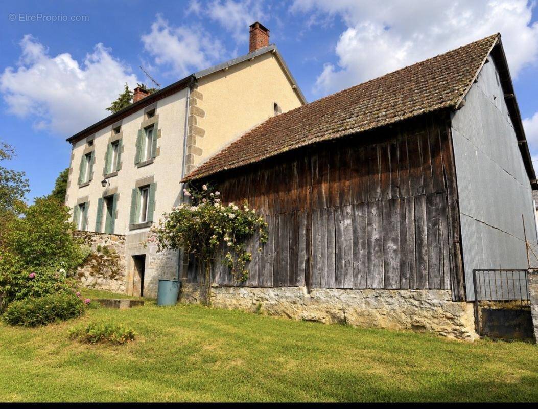 Maison à ISSOUDUN-LETRIEIX