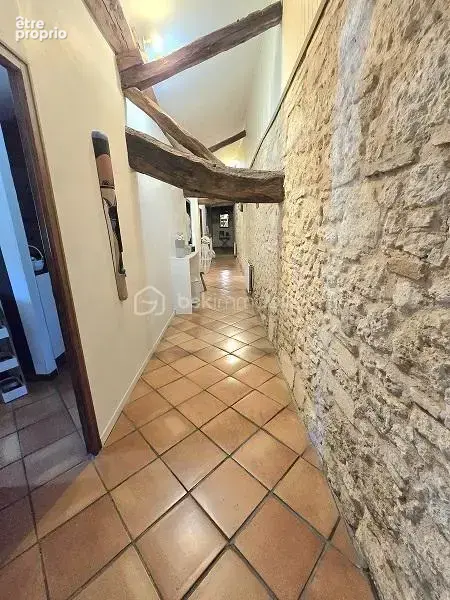 Magnifique longere renovee de 379 m2 avec 4 chambres et piscine sur 1.8 hectares !!! - photo 16